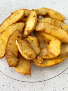 JAMAICAN-BREADFRUIT-sliced.